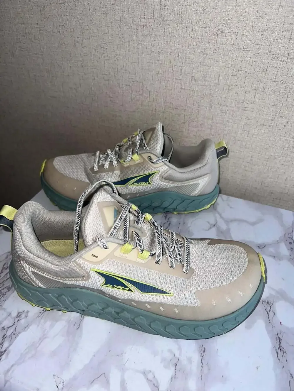 Altra Outroad 2 Men's Trail Running Shoes Grey/Green Size 8.5